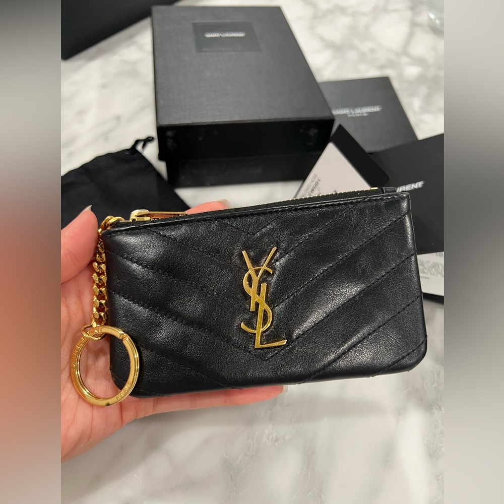 ***SOLD*** on marketplace - YSL CASSANDRE MATELASSÉ KEY POUCH IN SMOOTH LEATHER - Picture 1 of 11